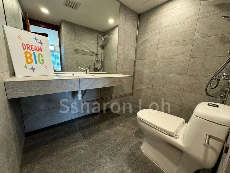 Common Room (Condo) for Rent in The Plaza - Image 6