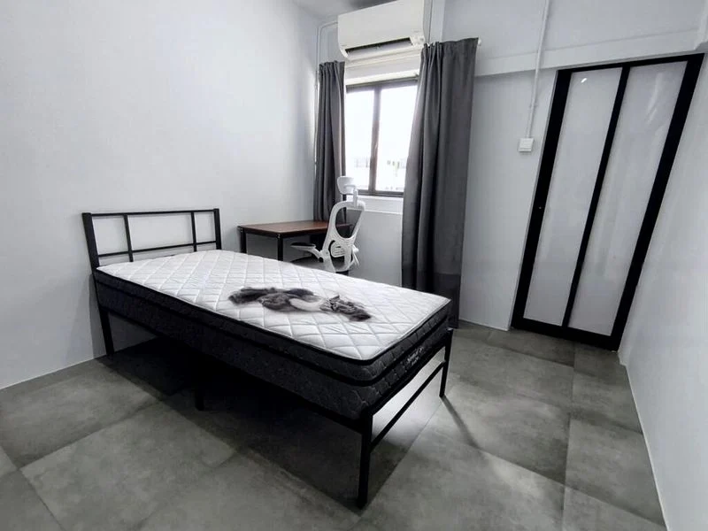 Master Room (HDB) for Rent in  54 Telok Blangah Drive - Image 3