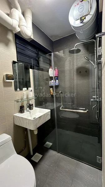 Common Room (HDB) for Rent in  231 Yishun Street 21 - Image 2