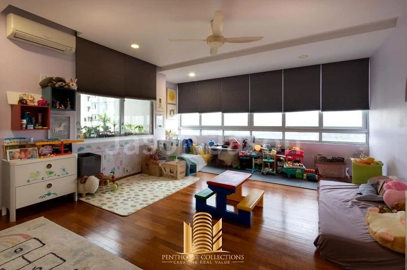 4 Bed Condo for Rent in  Leighwoods - Image 12