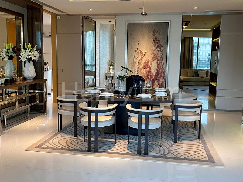 5 Bed Condo for Sale in Cliveden At Grange - Image 3