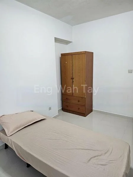 Room (HDB) for Rent in  28B Dover Crescent - Image 2
