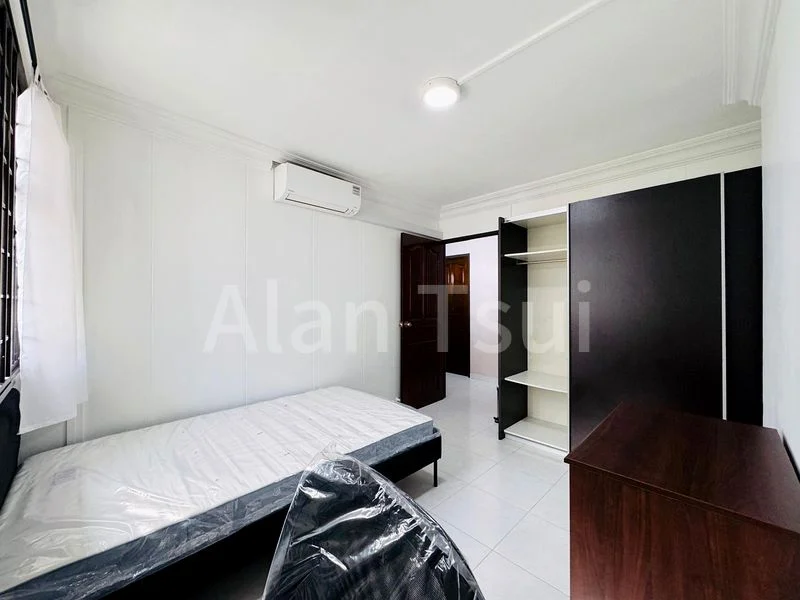 Common Room (HDB) for Rent in  13 Upper Boon Keng Road - Image 2