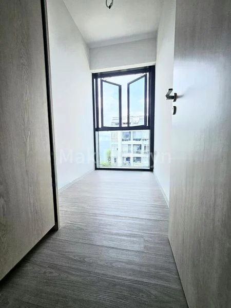 5 Bed Condo for Sale in Baywind Residences - Image 4