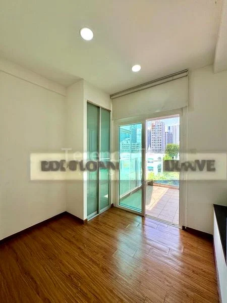 2 Bed Apartment (Condo) for Sale in  Carlyx Green - Image 2