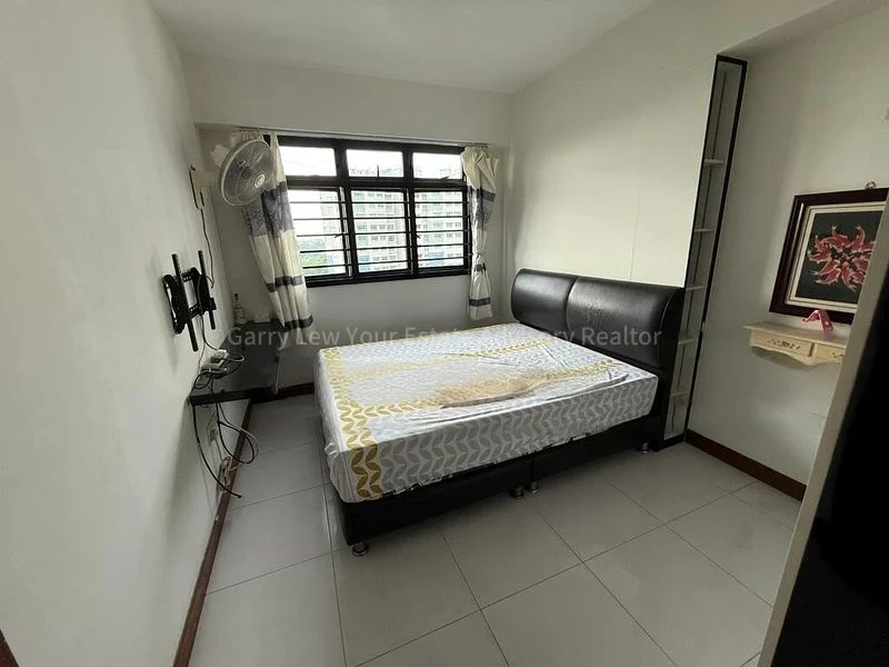 Room (HDB) for Rent in  635B Senja Road - Image 1