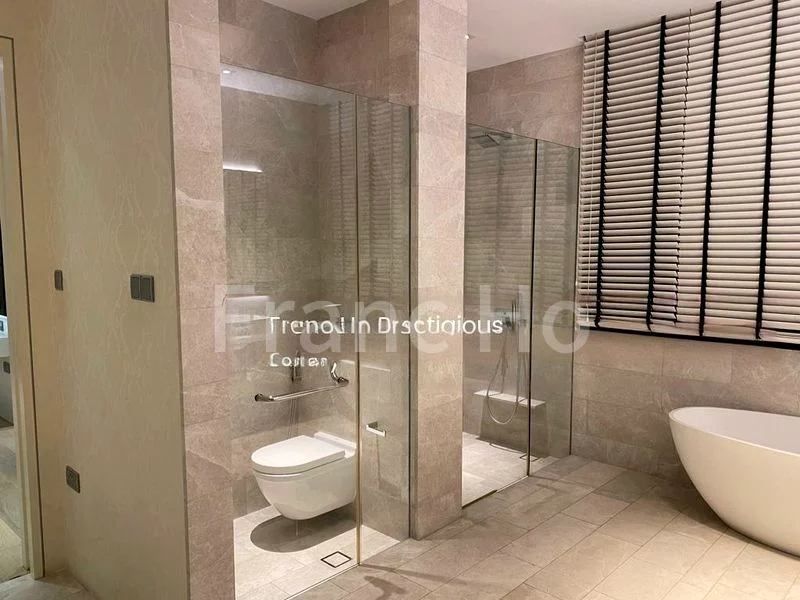 6 Bed Semi-Detached House (Landed) for Sale in Jalan Bumbong - Image 1