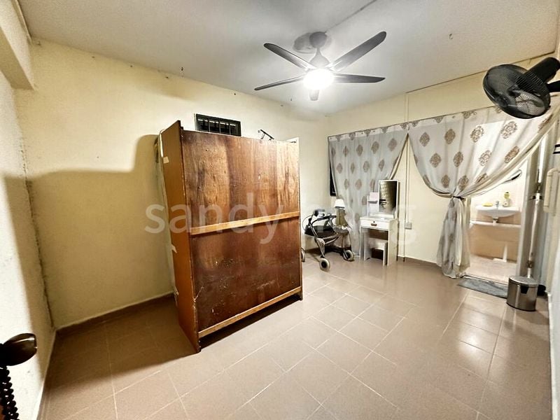 4 Room (4NG) HDB for Sale in 486 Jurong West Avenue 1 - Image 3