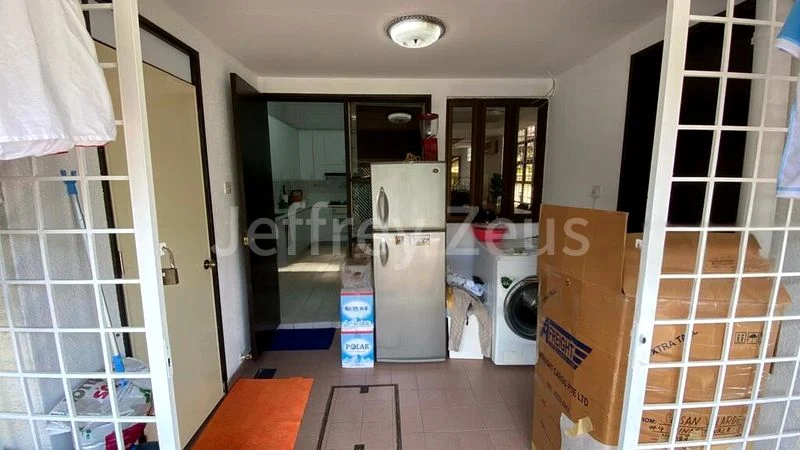5 Bed Terraced House (Landed) for Rent in  Excelsior Gardens - Image 10