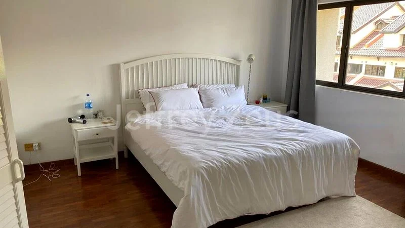 5 Bed Terraced House (Landed) for Rent in  Excelsior Gardens - Image 4