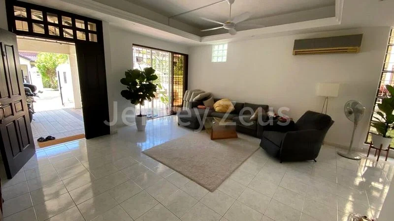 5 Bed Terraced House (Landed) for Rent in  Excelsior Gardens - Image 13