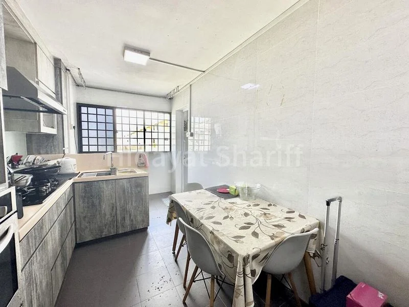 4 Room (4S) HDB for Sale in  142 Bedok Reservoir Road - Image 4
