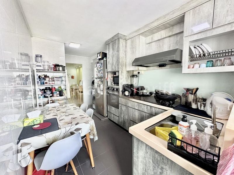 4 Room (4S) HDB for Sale in  142 Bedok Reservoir Road - Image 5