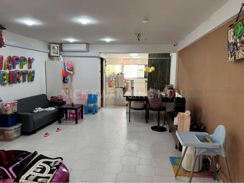 4 Room (4NG) HDB for Sale in  107 Bukit Purmei Road - Image 1