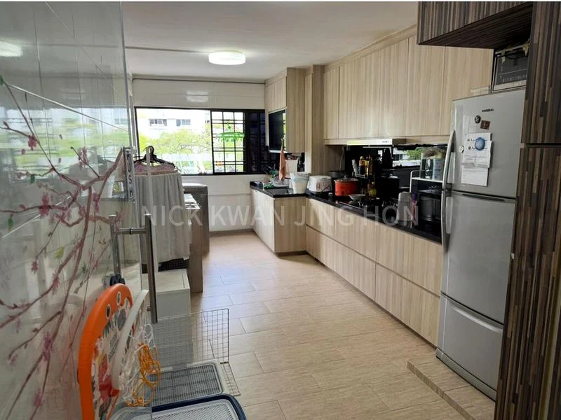4 Room (4NG) HDB for Sale in  107 Bukit Purmei Road - Image 4