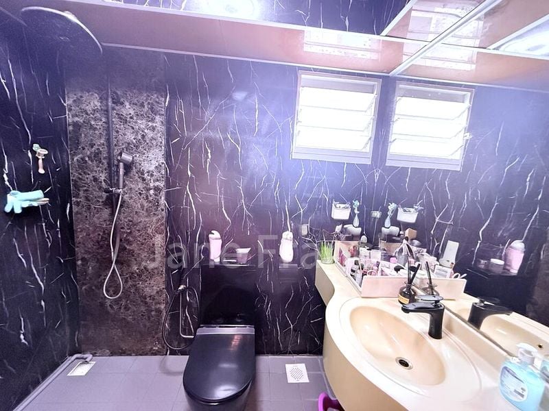 5 Room (5I) HDB for Sale in  455B Ang Mo Kio Street 44 - Image 8