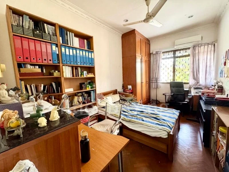 4 Bed Corner Terrace (Landed) for Sale in  Sennett Estate - Image 4