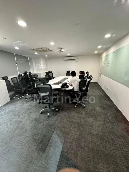 Office for Sale: Manhattan House - Image 3