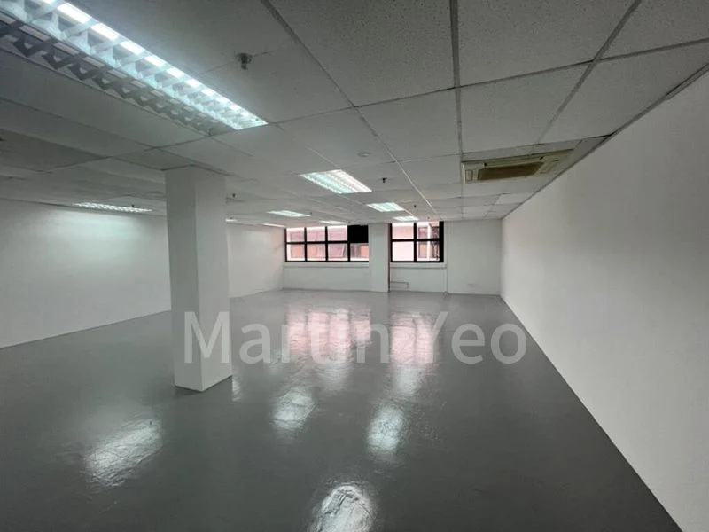 Office for Sale: Manhattan House - Image 6