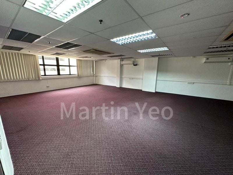 Office for Sale: Manhattan House - Image 5