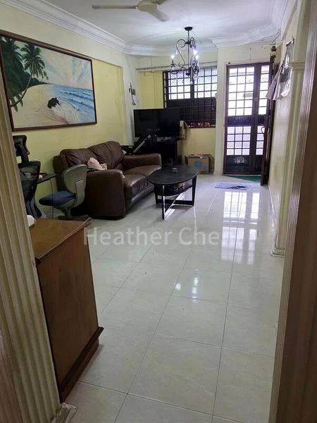 3 Room (3I) HDB for Rent in 326 Clementi Avenue 5 - Image 1