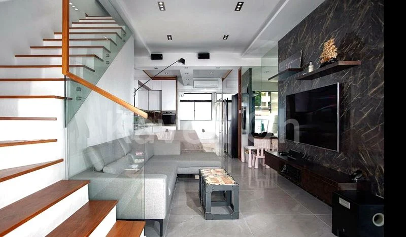 3 Bed Terraced House (Landed) for Sale in  Thomson Garden Estate - Image 1