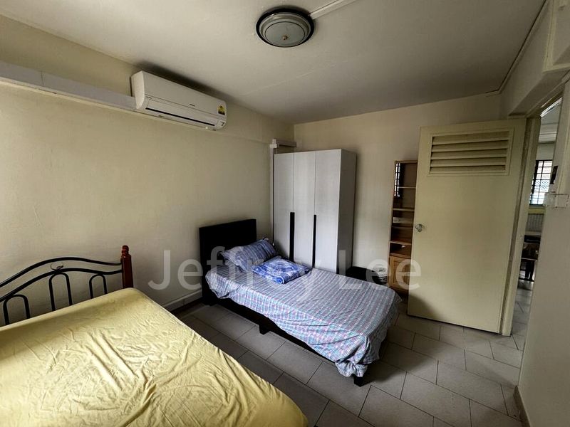 3 Room (3NG) HDB for Sale in  104 Serangoon North Avenue 1 - Image 5