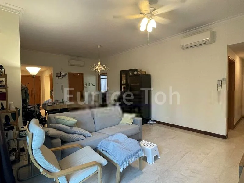 3 Bed Condo for Rent in  Summerhill - Image 2