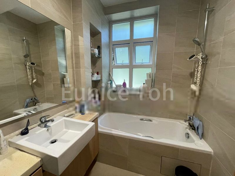 3 Bed Condo for Rent in  Summerhill - Image 9