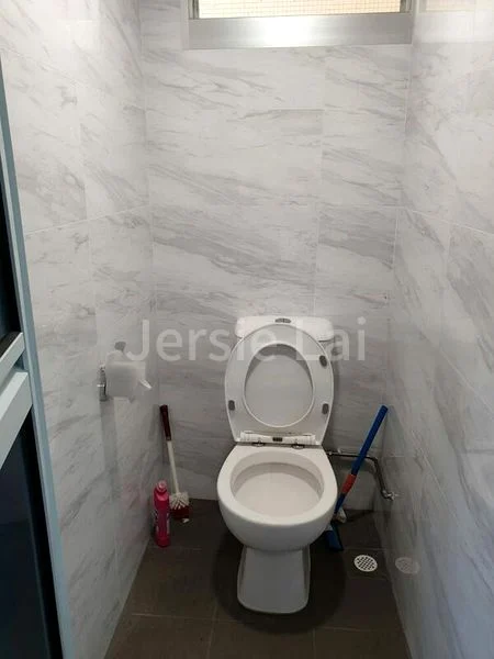 3 Room (3I) HDB for Rent in  20 Chai Chee Road - Image 5