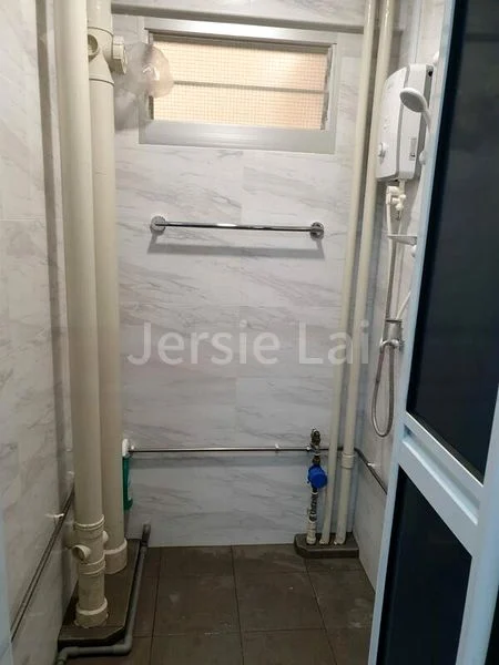 3 Room (3I) HDB for Rent in  20 Chai Chee Road - Image 4