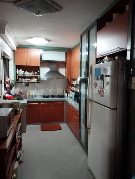 Common Room (HDB) for Rent in  576 Hougang Avenue 4 - Image 6