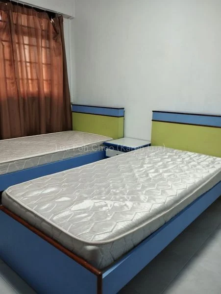 Common Room (HDB) for Rent in  576 Hougang Avenue 4 - Image 2