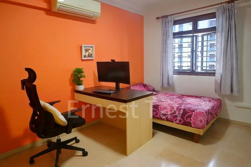 5 Room (5I) HDB for Sale in  192A Rivervale Drive - Image 4