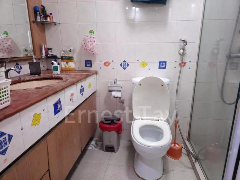 5 Room (5I) HDB for Sale in  192A Rivervale Drive - Image 2