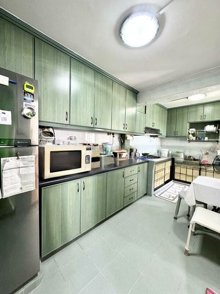 5 Room (5STD) HDB for Sale in  217 Lorong 8 Toa Payoh - Image 12