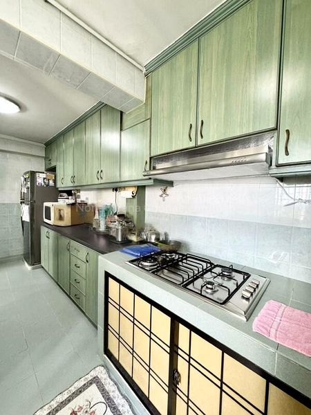 5 Room (5STD) HDB for Sale in  217 Lorong 8 Toa Payoh - Image 6