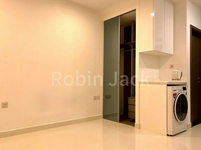 Studio Condo for Rent in Kensington Square - Image 3