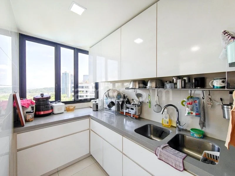 3 Bed Condo for Sale in  The Interlace - Image 14