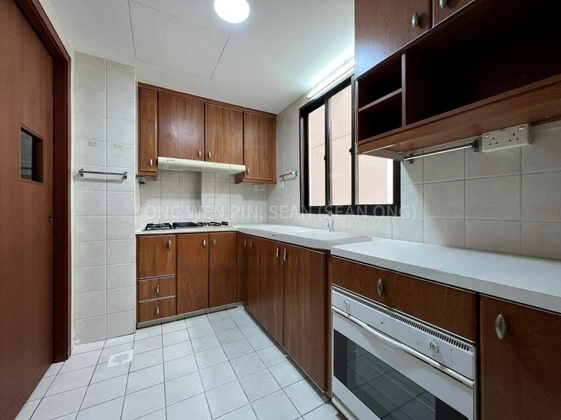 Common Room (Condo) for Rent in  The Mayfair - Image 12