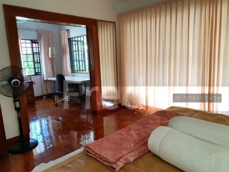 Room (Landed) for Rent in  Watten Estate - Image 14