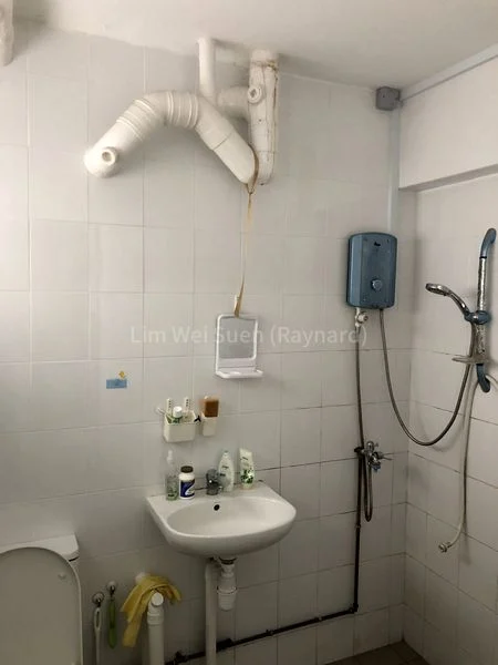 4 Room (4NG) HDB for Rent in  210 Bukit Batok Street 21 - Image 6