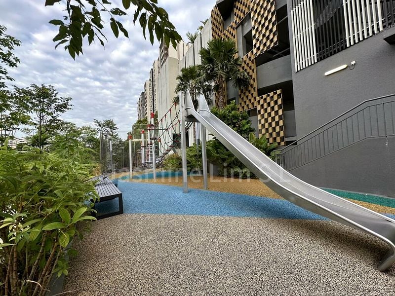 3 Bed Condo for Rent in  Penrose - Image 3