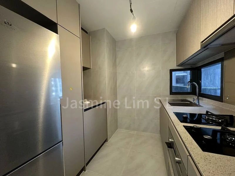 3 Bed Condo for Rent in  Penrose - Image 10