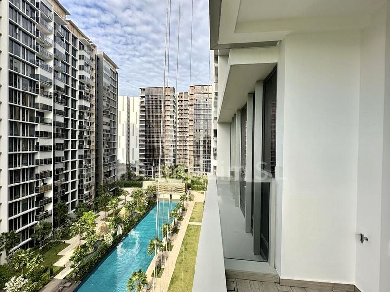 3 Bed Condo for Rent in  Penrose - Image 9