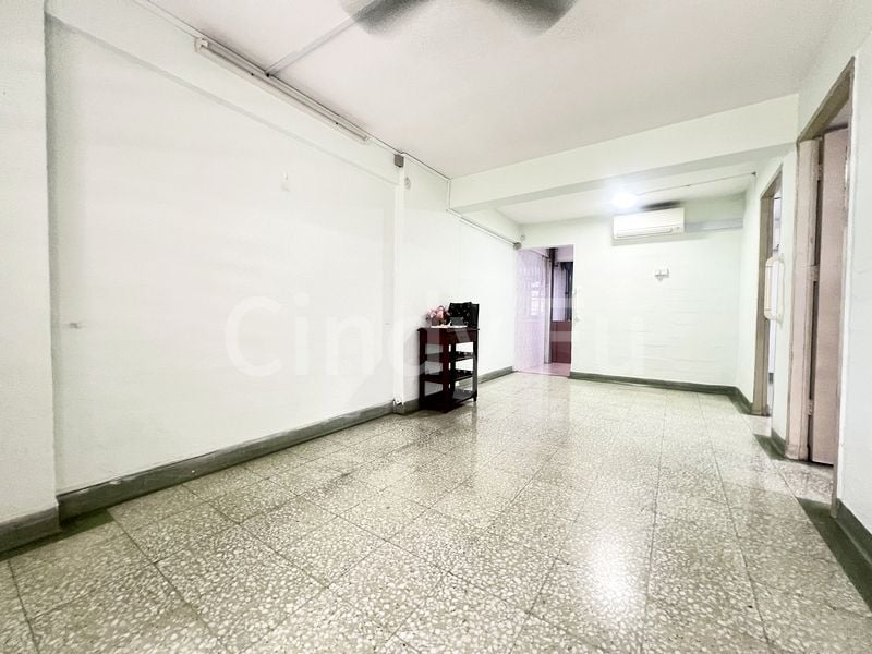 3 Room (3NG) HDB for Sale in  97 Aljunied Crescent - Image 2