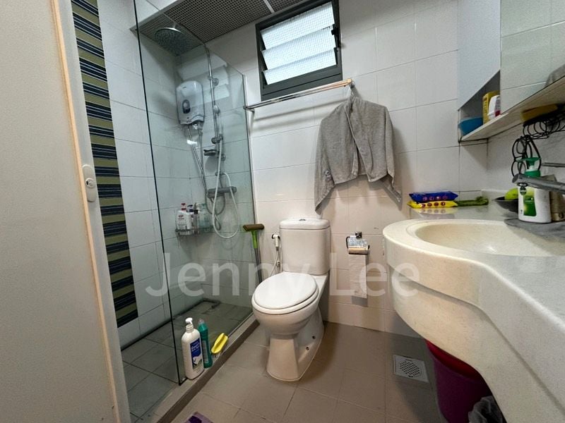 4 Room (4A) HDB for Sale in  678B Punggol Drive - Image 4