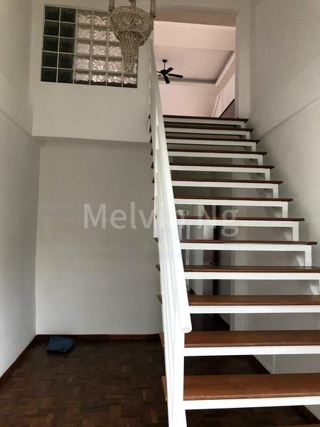 7 Bed Corner Terrace (Landed) for Sale around  New Upper Changi Road - Image 16