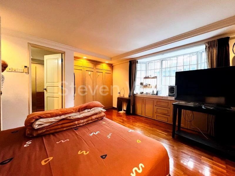 5 Bed Terraced House (Landed) for Rent in  Serangoon Avenue 3 - Image 9