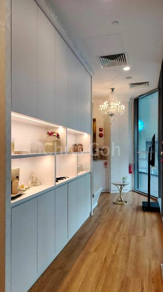 Shop / Shophouse for Rent: Beauty salon for takeover on Holland Village street - Image 3